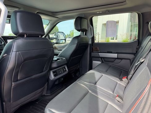 Used 2024 Ford F250 Lariat w/ Lariat Ultimate Package AWD/4WD image 13