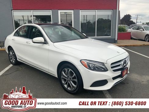 Used 2017 Mercedes-Benz C 300 4MATIC Sedan image 3