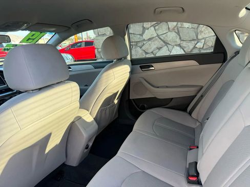 Used 2019 Hyundai Sonata SE image 8