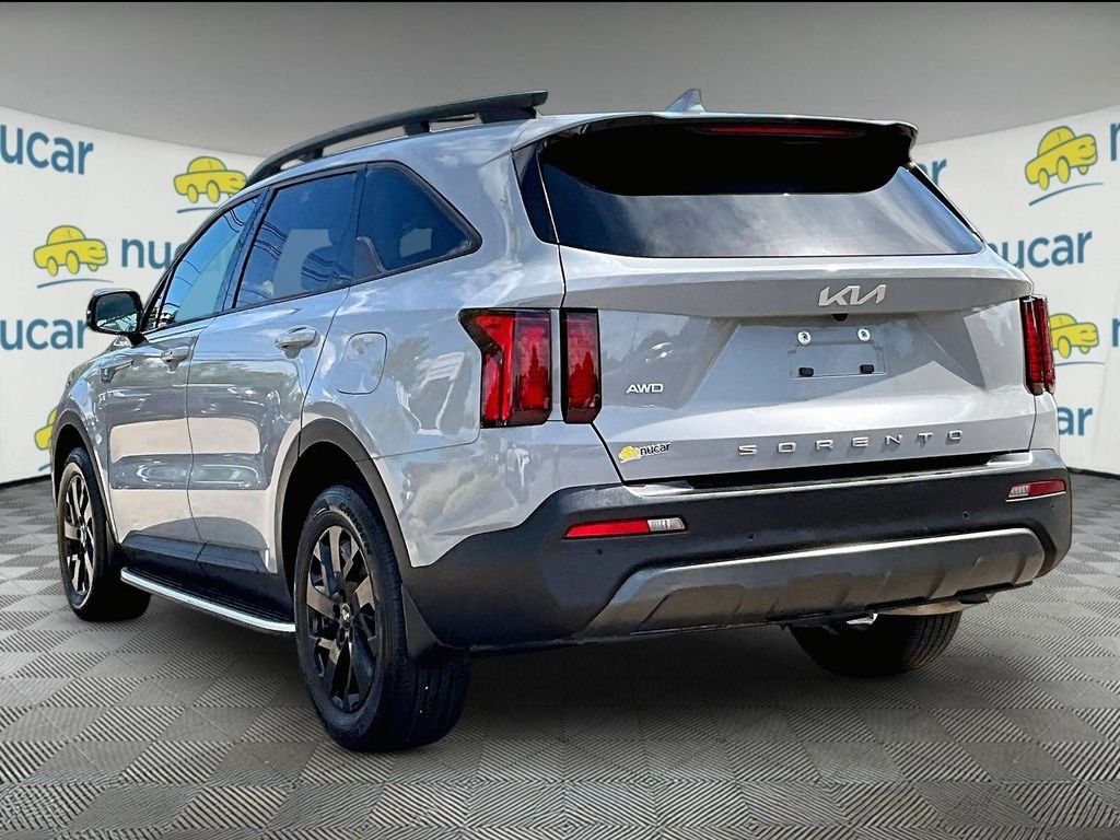 Used 2022 Kia Sorento S AWD/4WD image 4