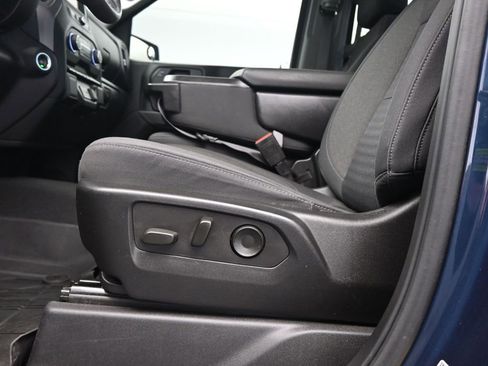 Used 2022 Chevrolet Silverado 1500 Custom image 21