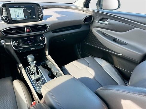 Used 2020 Hyundai Santa Fe Limited image 22
