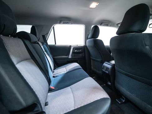 Certified 2024 Toyota 4Runner SR5 image 33