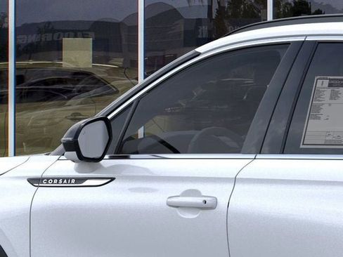 New 2026 Lincoln Corsair Premiere image 20