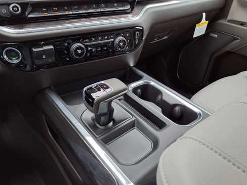 Used 2026 Chevrolet Silverado 1500 LTZ AWD/4WD image 26