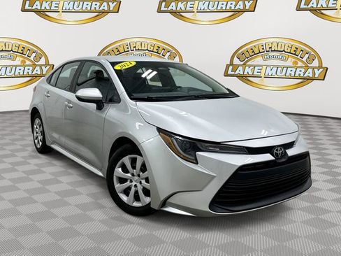 Used 2024 Toyota Corolla LE FWD image 1