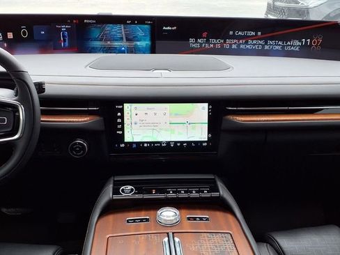 New 2026 Lincoln Navigator L Black Label AWD/4WD image 12
