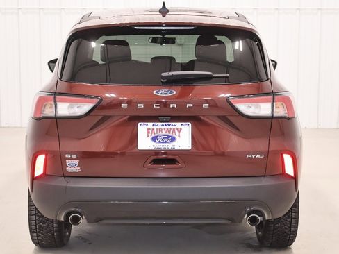 Certified 2021 Ford Escape SE w/ SE Sport Appearance Package image 8