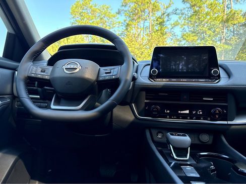 New 2026 Nissan Rogue SV image 4