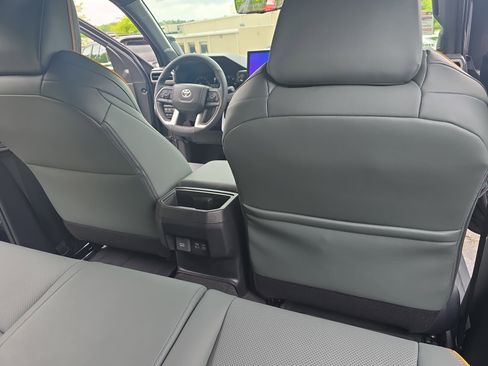 New 2026 Toyota Tacoma 4x4 Double Cab Hybrid image 11
