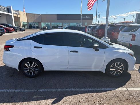Used 2024 Nissan Versa S w/ S Plus Package image 10