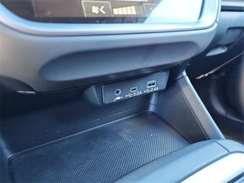 Certified 2025 Subaru Crosstrek 2.5i Premium image 27