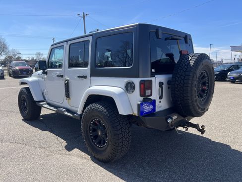 Used 2013 Jeep Wrangler Unlimited Sahara w/ Dual Top Group image 6