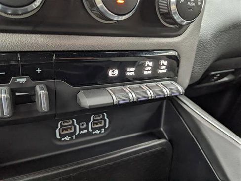 Used 2024 RAM 2500 Big Horn w/ Off Road Package image 23