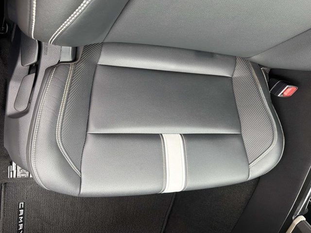 Certified 2025 Toyota Camry SE FWD image 16