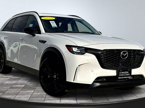 Used 2025 MAZDA CX-90 3.3 Turbo w/ Premium Sport Pkg image 4