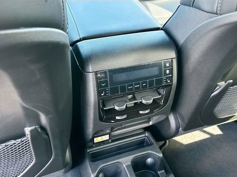 New 2026 Jeep Grand Cherokee L Limited RWD image 18