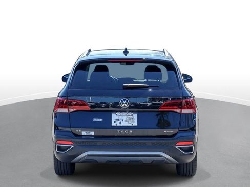 Used 2023 Volkswagen Taos SE AWD/4WD image 7