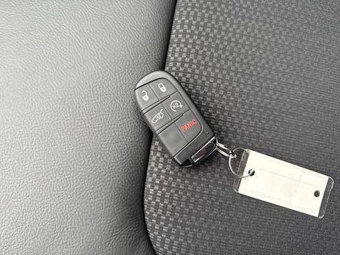 New 2026 Jeep Compass Trailhawk image 29