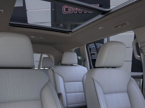 New 2026 Buick Enclave Avenir image 24