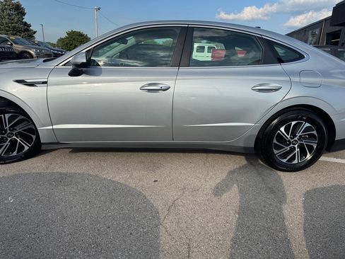 Used 2026 Hyundai Sonata Blue FWD image 5