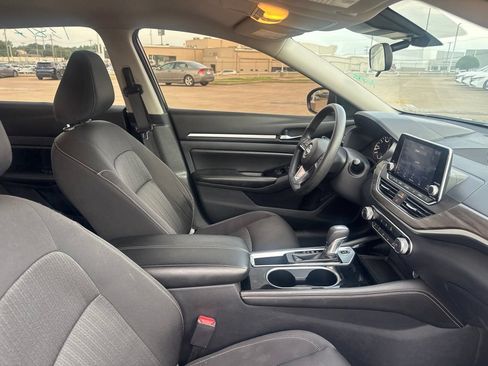 Certified 2023 Nissan Altima 2.5 SV FWD image 25
