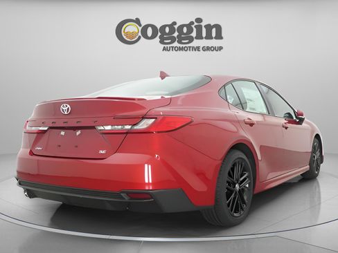 New 2026 Toyota Camry SE image 17