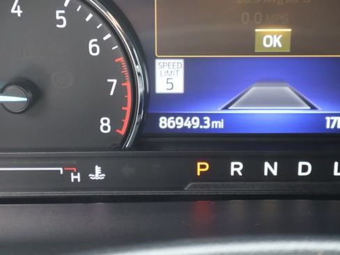 Used 2023 Ford Explorer XLT w/ Equipment Group 202A AWD/4WD image 42