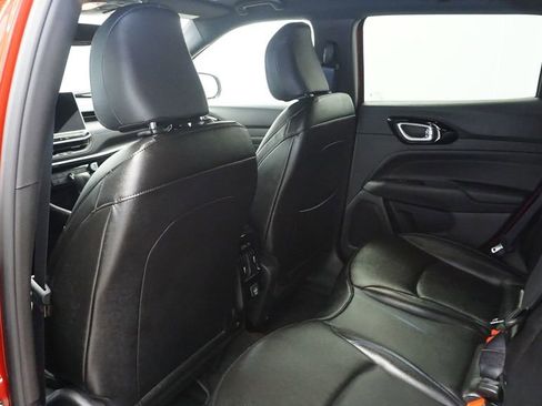 New 2026 Jeep Compass Limited image 24