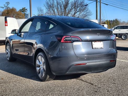 Used 2023 Tesla Model Y Long Range image 6
