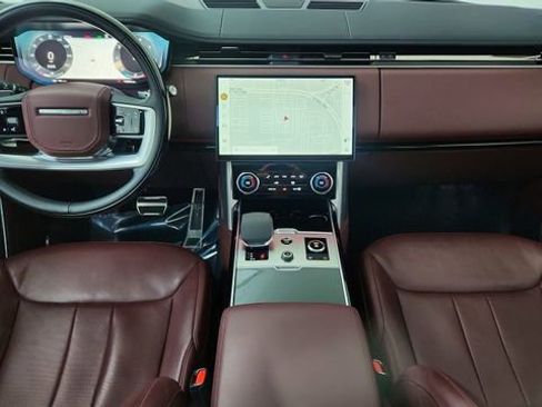Used 2023 Land Rover Range Rover SE image 18