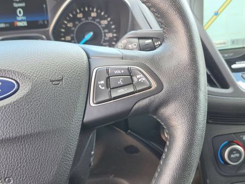 Used 2019 Ford Escape Titanium w/ U9j03 - Titanium Tow Package AWD/4WD image 20