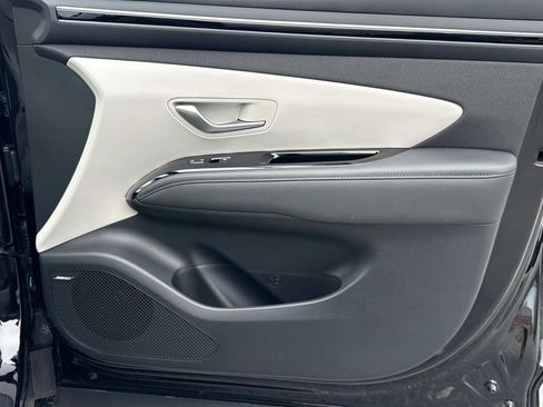 Used 2024 Hyundai Tucson Limited image 18