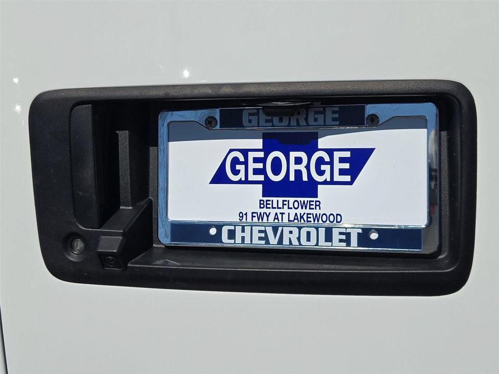 Used 2025 Chevrolet Express 2500 w/ Driver Convenience Package RWD image 20