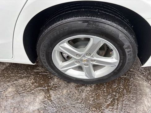 Used 2024 Chevrolet Malibu LT image 45