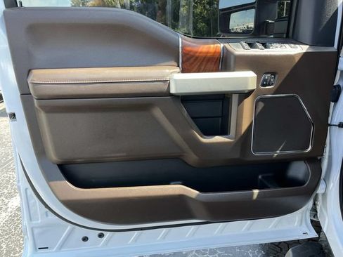 Used 2022 Ford F350 King Ranch AWD/4WD image 27