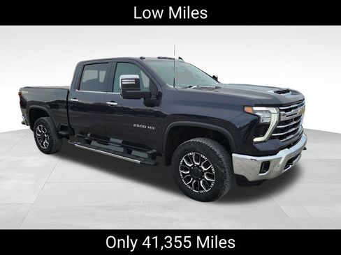 Certified 2024 Chevrolet Silverado 2500 LTZ w/ LTZ Convenience Package image 2