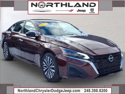 Used 2024 Nissan Altima 2.5 SV