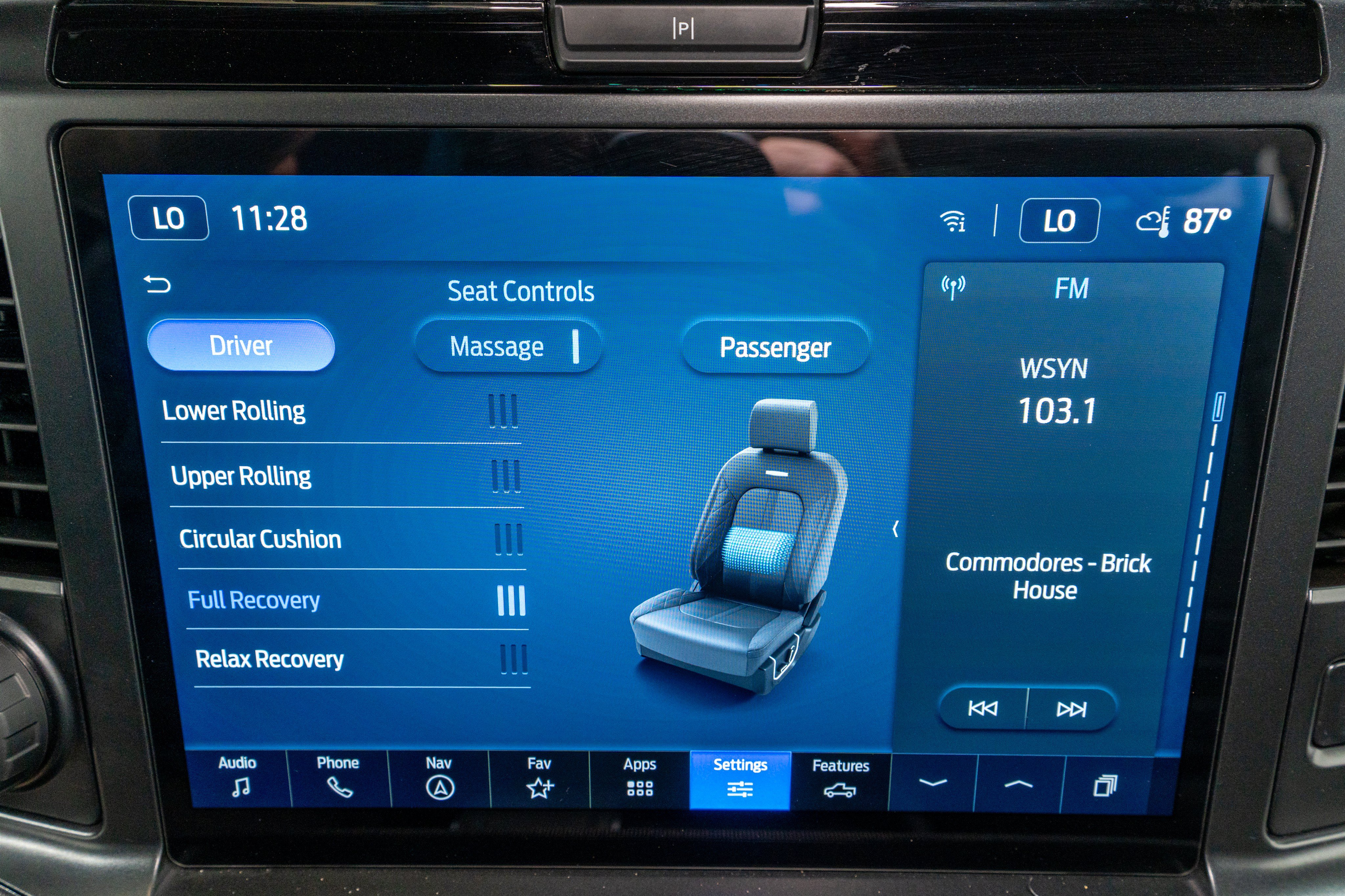 Used 2025 Ford F150 Platinum AWD/4WD image 26