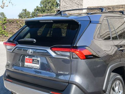 Used 2023 Toyota RAV4 Limited image 6