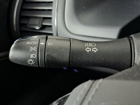 Used 2022 INFINITI QX80 Sensory w/ All-Season Package image 33