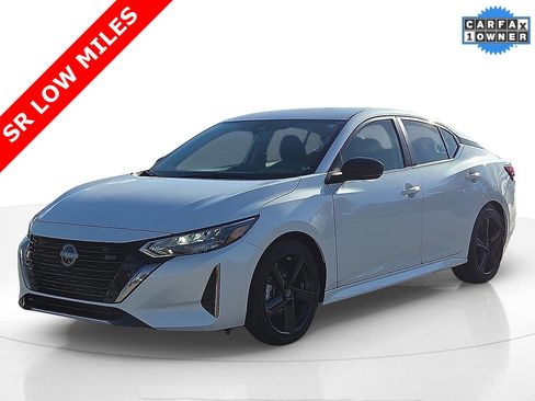 Used 2024 Nissan Sentra SR image 2