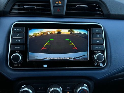 Used 2025 Nissan Versa SV image 27