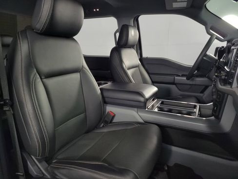 Used 2022 Ford F150 XLT image 15