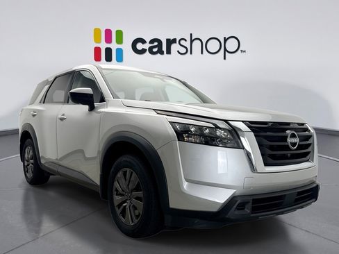 Used 2023 Nissan Pathfinder S AWD/4WD image 7