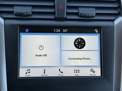 Certified 2017 Ford Fusion SE w/ Equipment Group 201A image 10