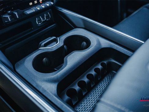 Used 2024 RAM 3500 Laramie w/ Night Edition image 15