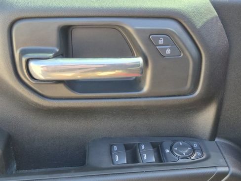 Used 2025 Chevrolet Silverado 1500 Custom w/ LPO, Dark Essentials Package RWD image 8