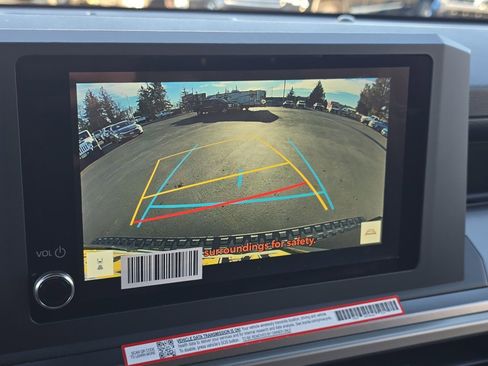 Used 2025 Toyota 4Runner SR5 image 29