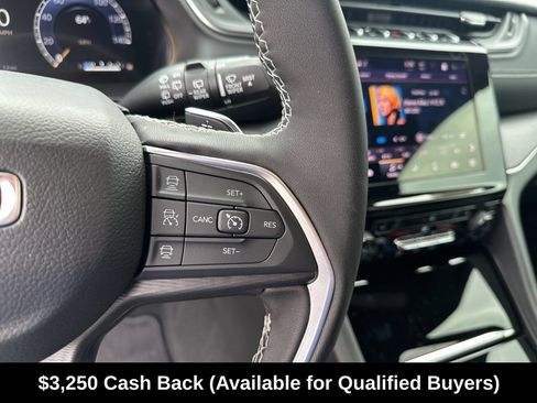 New 2025 Jeep Grand Cherokee Laredo X w/ Luxury Tech Group I RWD image 37